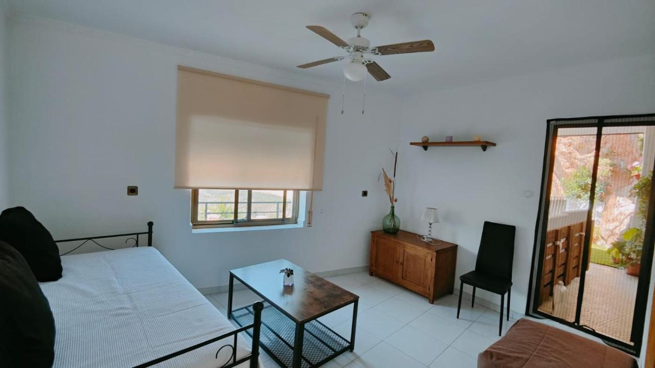Holiday home Rural El Penon De Hornos